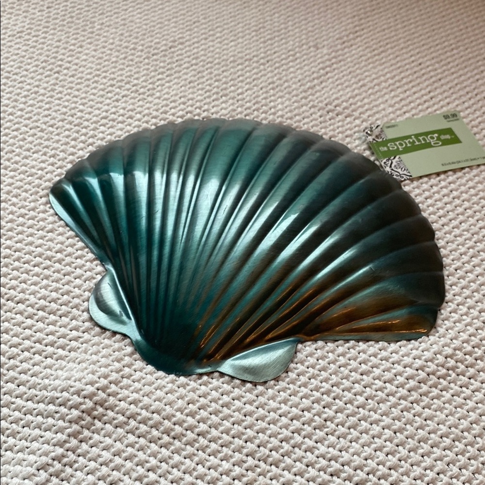 The Spring Shop Teal Shell Accent - Picture 6 of 12